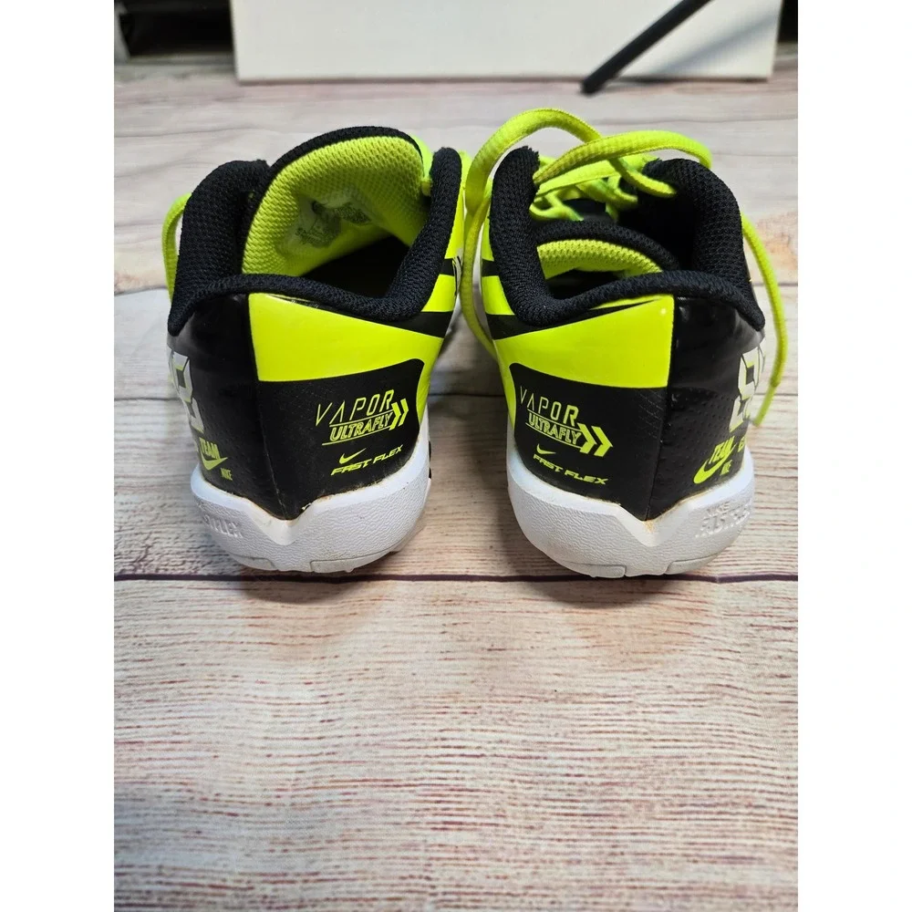Kid's Nike Vapor Ultra Fly Fast Flex Softball Cleats Volt Size 2 Youth